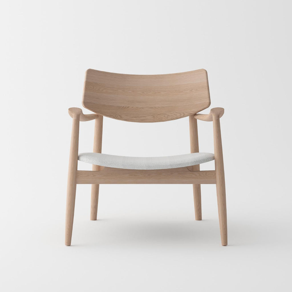 Lagom relaxchair natural oak front view1