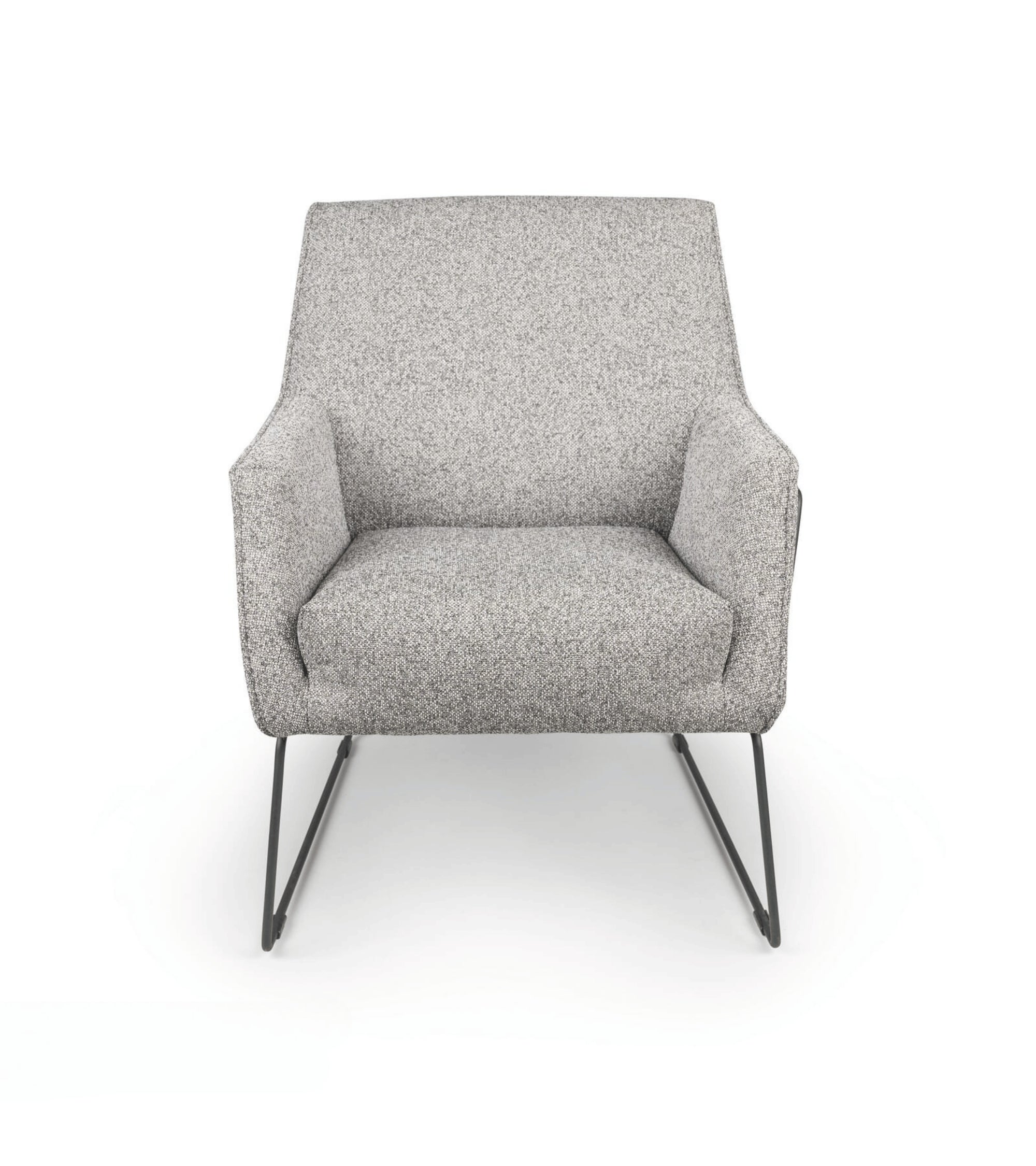 Grijze fauteuil van HoekbankXXL met een gemêleerd patroon en zwarte metalen poten.
